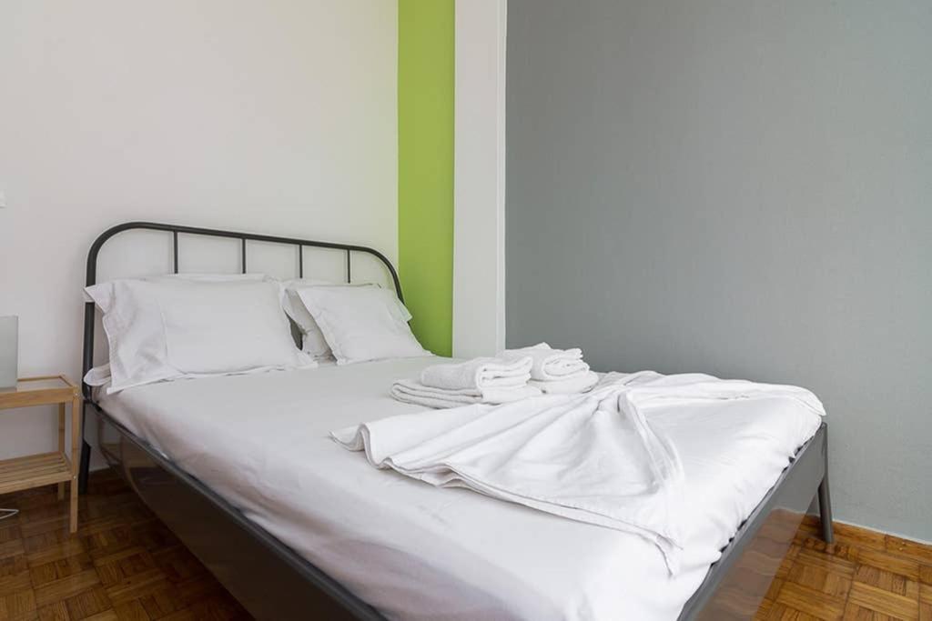 Brand New Stylish 2 Bedroom Apartment Athens Exterior photo