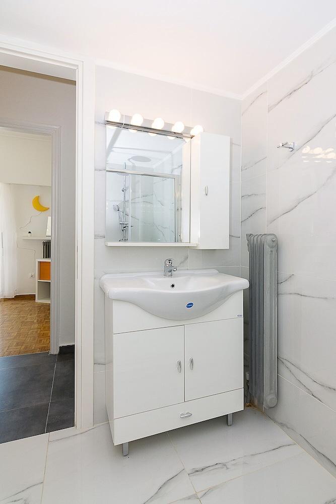 Brand New Stylish 2 Bedroom Apartment Athens Exterior photo